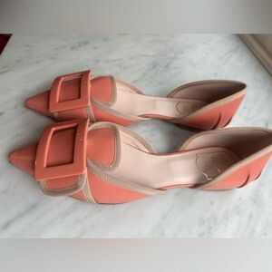 Roger Vivier flats with buckle in color salmon